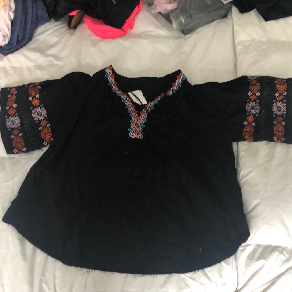 NWT black top